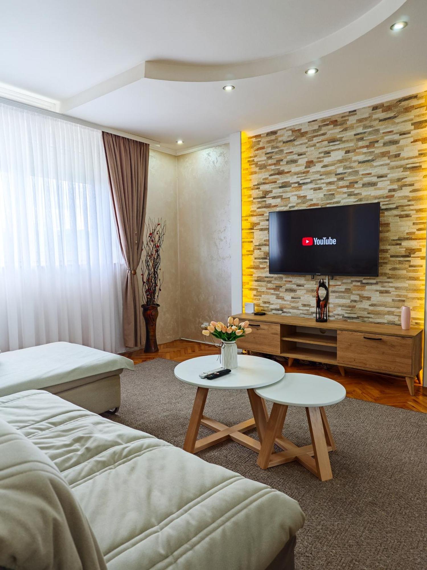 Apartman Julija 돈지 밀라노바츠 외부 사진