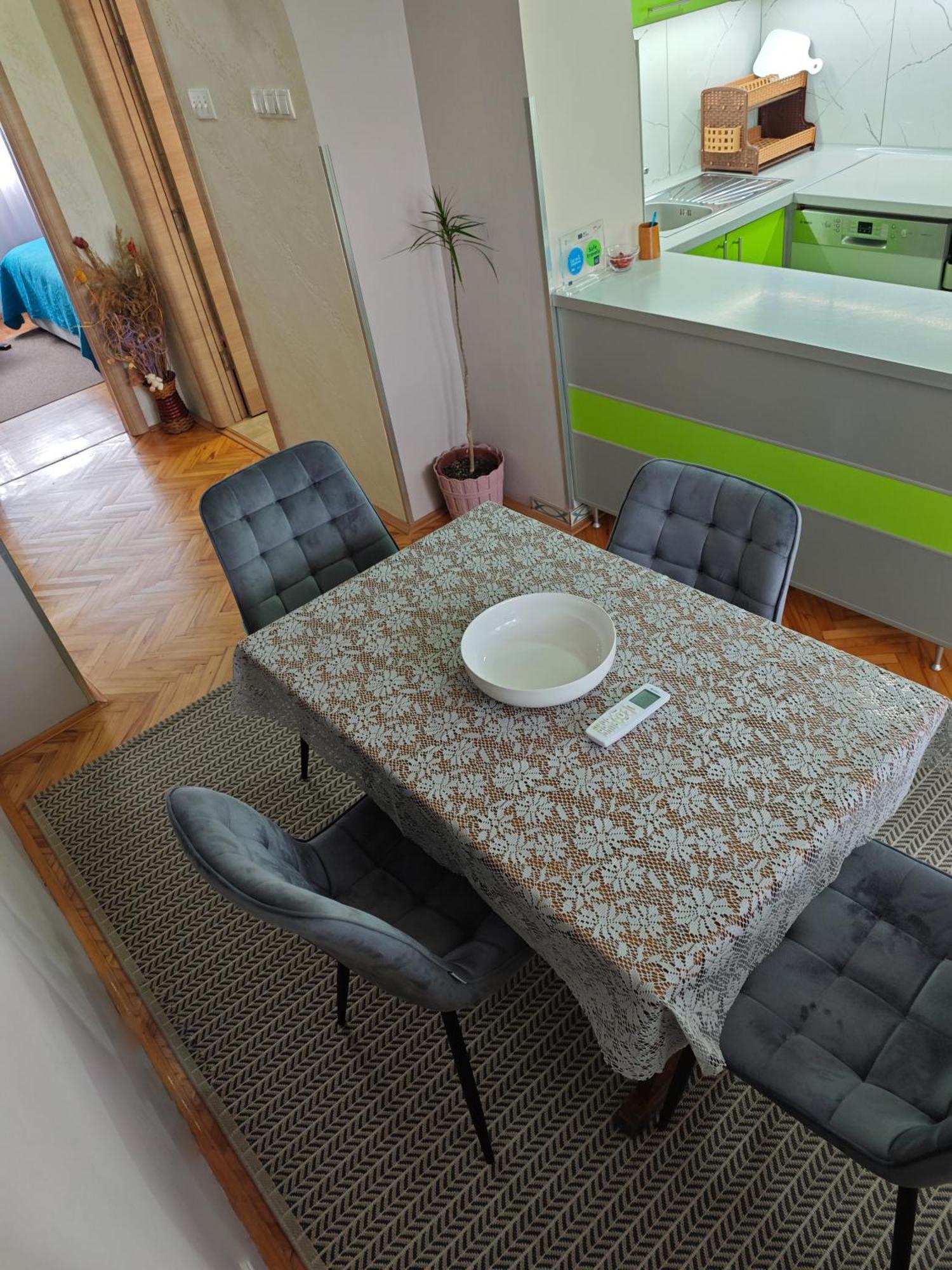 Apartman Julija 돈지 밀라노바츠 외부 사진
