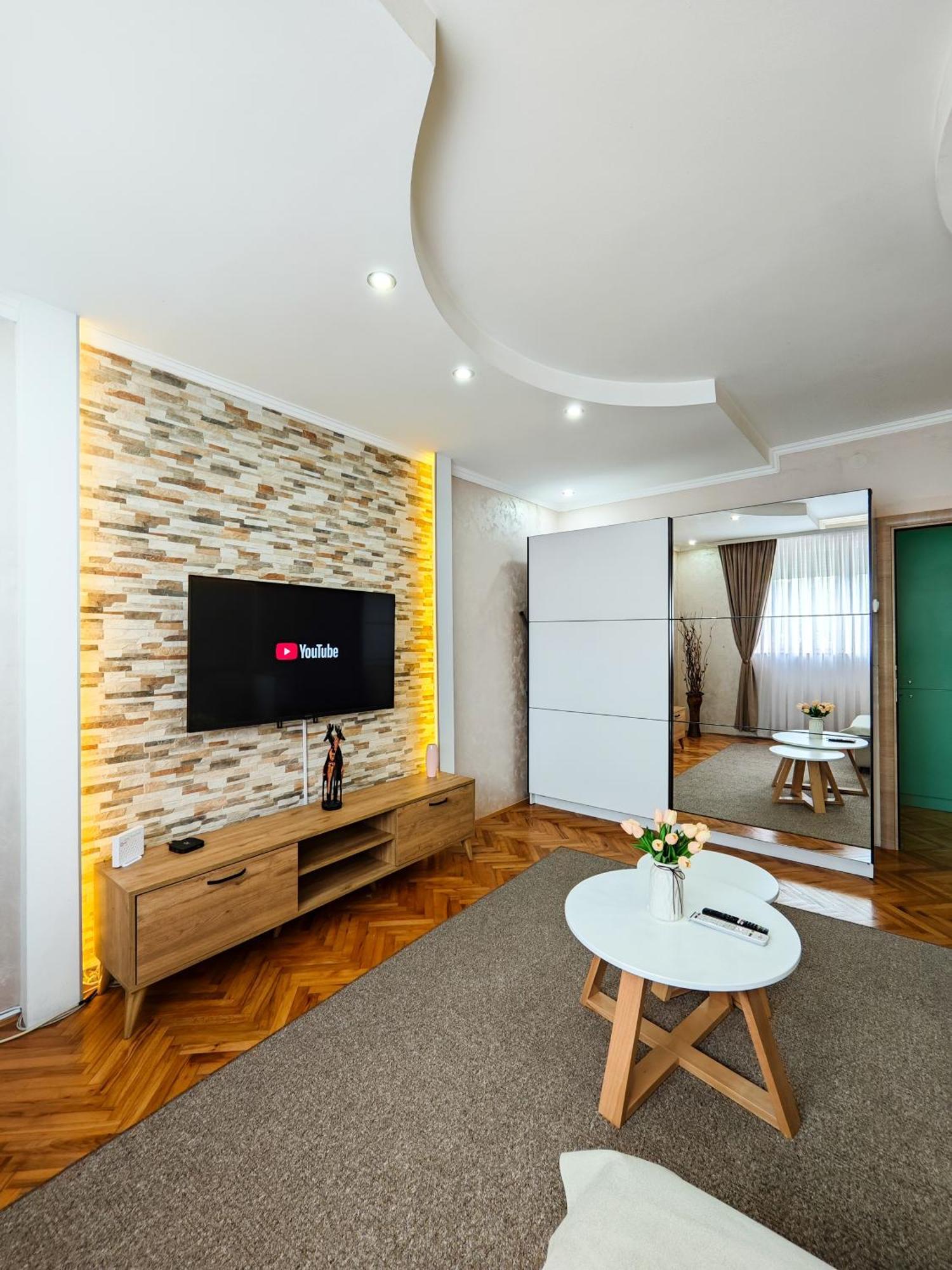 Apartman Julija 돈지 밀라노바츠 외부 사진