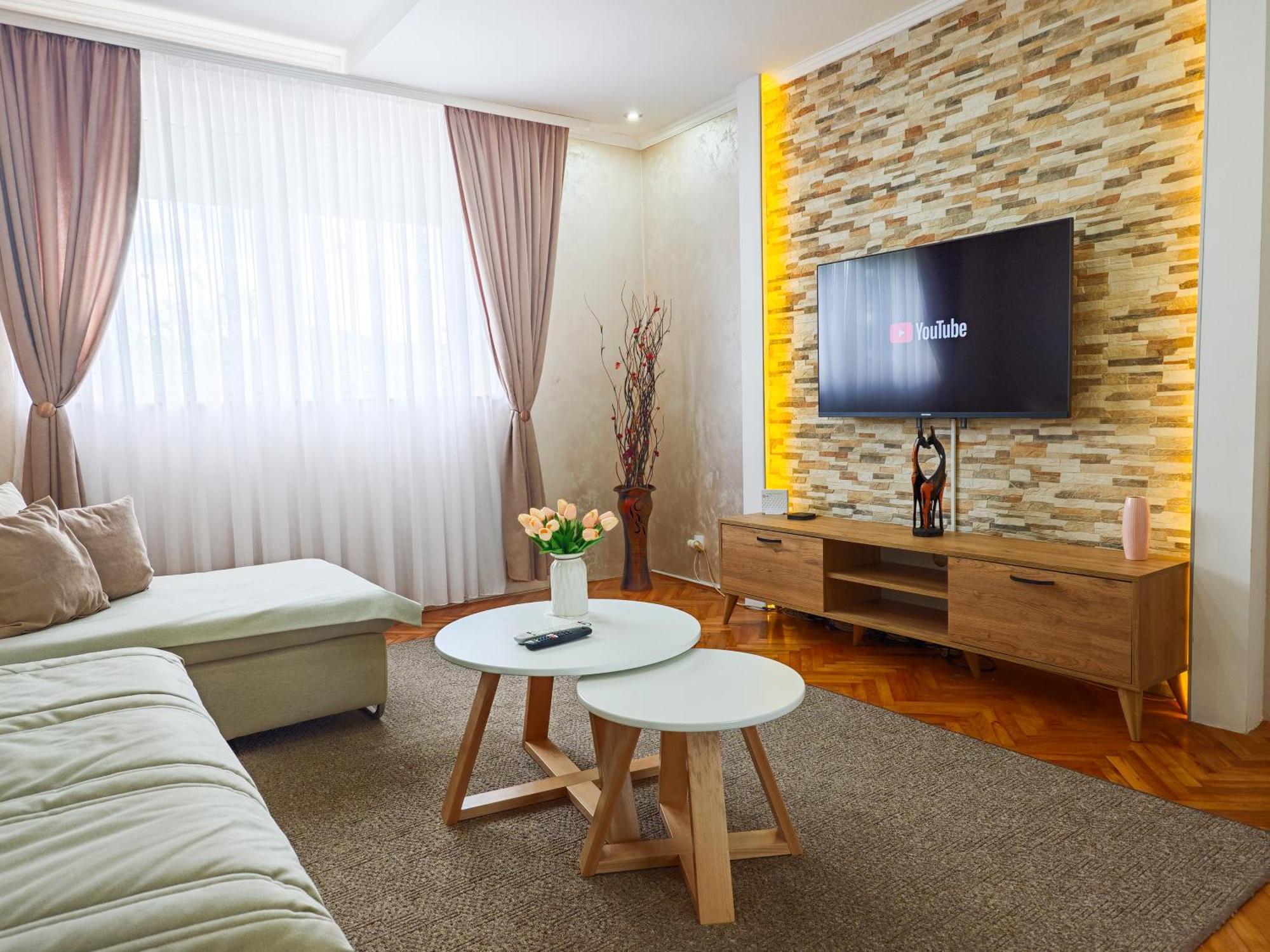 Apartman Julija 돈지 밀라노바츠 외부 사진