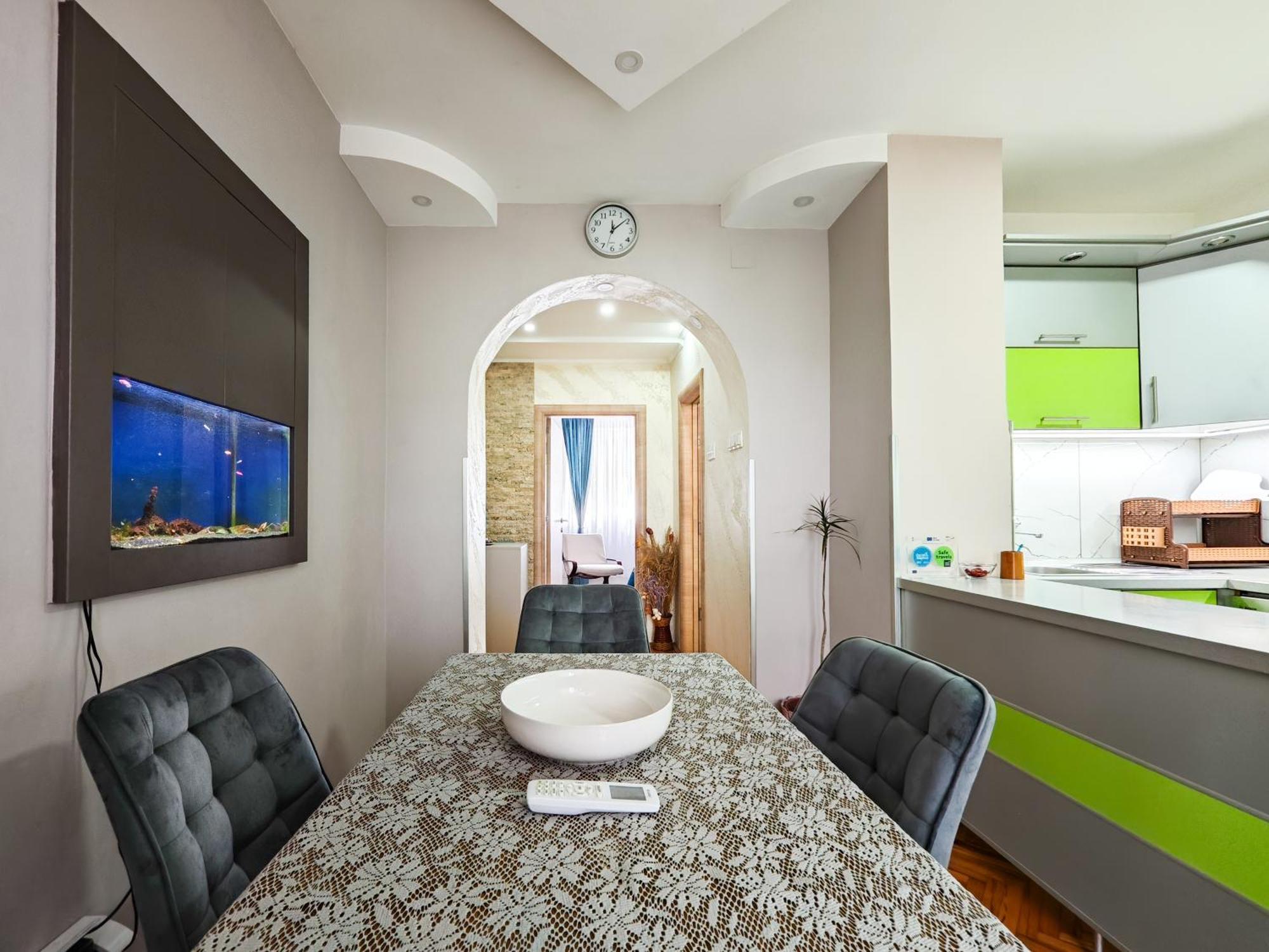 Apartman Julija 돈지 밀라노바츠 외부 사진